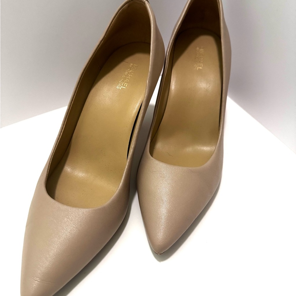 MICHAEL Michael Kors Tan Heels Classic Pointed-Toe